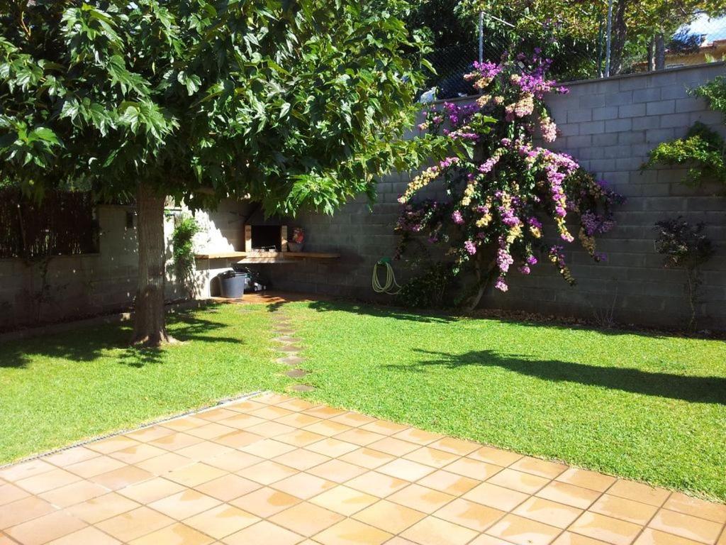 Willa Casa Con Jardin-Wifi Free L' Escala Zewnętrze zdjęcie